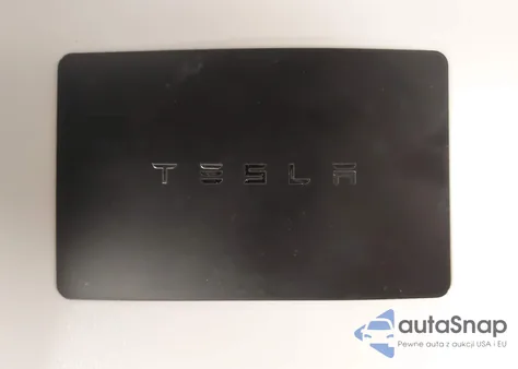 2018 Tesla Model 3 Long Range/Mid Range из США, поврежденный, VIN 5YJ3E1EA2JF034501